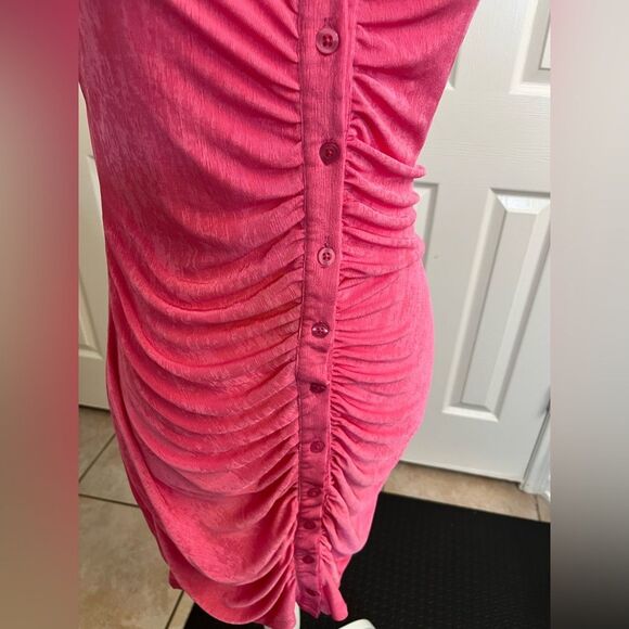 Just Polly women’s  Ruched at front placket Front button closures sleeveless - Picture 5 of 10